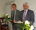 Årets säkerhetsstipendium delades av Lennart Alexandrie, ( t v), VD för Ar Media International och Jan-Peter Alm, säkerhetsinformatör på SSF.