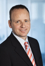 Indtjeningen er markant forbedret, siger adm. dir. Lars Thinggaard.