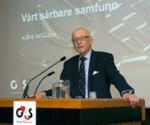 Kåre Willoch, tidligere statsminister og leder for Sårbarhetsutvalget
