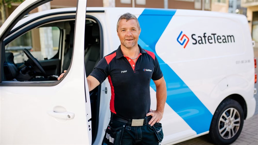 Safeteam installerar lås och dörrautomatik i ny stadsdel ...