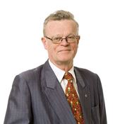 Björn Erikkson in leder Säkerhetsbranschens program i Almedalen och får även debattera med Bengt Svensson som efterträdde honom som rikspolischef.