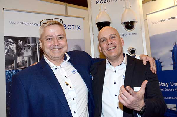 Mobotix båda affärsutvecklingschefer för den nordiska marknaden: Lars Wilson, som ansvarar för Sverige och Finland samt.Ole Gade som ansvarar för Danmark, Norge och Island. Mobotix båda affärsutvecklingschefer för den nordiska marknaden: Lars Wilson, som ansvarar för Sverige, Finland och Baltikum och Ole Gade som ansvarar för Danmark, Norge och Island.