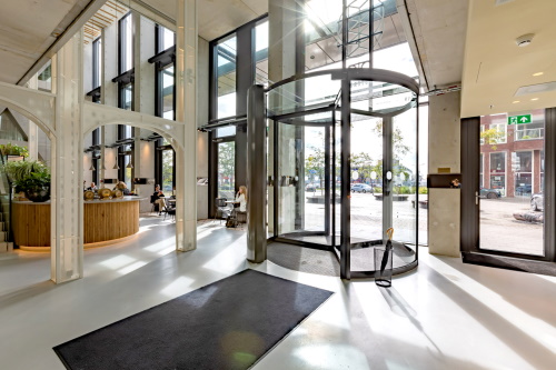 The QO was one of the first hotels in Europe to be awarded the prestigious title of LEED Platinum Certified.