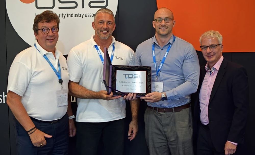 Tdsi presents distributor of the year award | SecurityWorldMarket.com