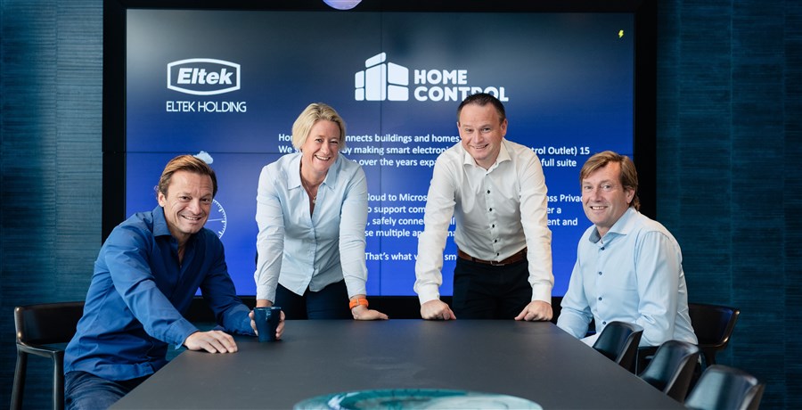 Fra venstre: Morten Angelil, styreleder Eltek Holding, Solfrid Harbu, markedsdirektør i Heimgard Technologies, Trond Hovind, CCO i Heimgard Technologies og Lars Jervan, CEO i Heimgard Technologies.