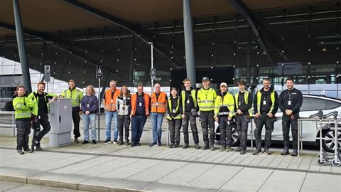 Det er en sammensveiset og dyktig Bravida-gjeng som passer på at elektriske installasjoner fungerer på Bergen Lufthavn.