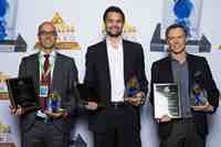 Detektor International Awards-vinnarna Dahn Sadarangan, HID, Carl Staël von Holstein, Axis och Johan Holmström, Dualtech IT vid gårdagens prisceremoni på Sectech-banketten.