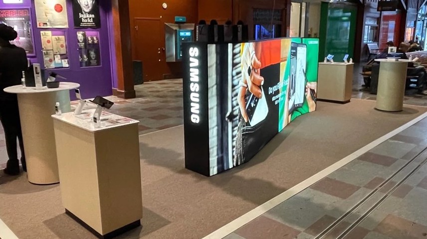De sexton popup-butiker som Samsung öppnat under hösten är utrustade med larm från Gate Security.