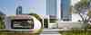 Verdens første kontorbygning lavet af en 3D-printer har for nylig slået dørene op i Dubai. Teknik fra Siemens står for bygningens adgangs- og overvågningssystemer, som er integreret i bygningens centrale platform for bygningsautomation.  Photo: Dubai Future Foundation Reference No: IM2016060782BTEN