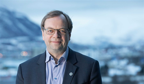 Prorektor ved UiT Kenneth Ruud er ansatt som ny administrerende direktør ved Forsvarets forskningsinstitutt. 