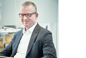 Håkan Persson, CEO, Precise Biometrics, er glad for den nye aftale.