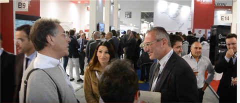Detektor TV Magazine var på plass i Milano for å intervjue ledende representanter for noen av selskapene som stilte ut.