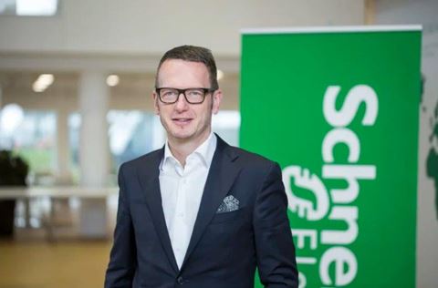 Den grønneste energi er den, vi ikke bruger, siger Thomas Träger, Schneider Electrics direktør i Danmark.