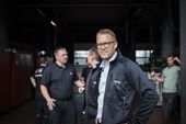 “Opstart af nye kontrakter lægger et kortvarigt pres på den underliggende indtjening, men bliver mere vigtig, når Falck fokuserer på den mellemlange og lange bane. Flere nye kontrakter i 3. kvartal er et tegn på tillid til Falck og det, vi tilbyder,” siger Falcks administrerende direktør Jakob Riis.