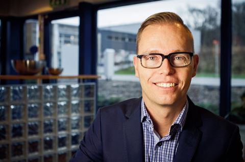 Artikelförfattaren Marcus Sandahl menar att leverantörerna av kamerasystem måste ta mer ansvar för att säkerställa att kunden har en dokumenterad risk- och behovsanalys innan installationen påbörjas och genomförs. Artikelförfattaren Marcus Sandahl menar att leverantörerna av kamerasystem måste ta mer ansvar för att säkerställa att kunden har en dokumenterad risk- och behovsanalys innan installationen påbörjas och genomförs.
