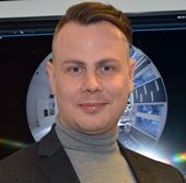 Væksten indenfor private cloud er enorm - vi har mange systemintegratorer, der tager vores produkt og lægger det i en eller anden form for datacenter og markedsfører det som deres SaaS-tilbud, siger Christopher Åkesson, nordisk salgschef hos Milestone Systems. 