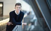 Petter-Børre Furberg, administrerende direktør i Telenor Norge advarer norske selskaper om utpressingsforsøk, slik Telenor opplevde 12. oktober. 