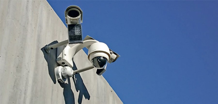 As the only IP enabled illuminator combining white-light and infrared, Raytec’s Hybrid illuminators provided the greatest level of functionality, flexibility and control. As the only IP enabled illuminator combining white-light and infrared, Raytec’s Hybrid illuminators provided the greatest level of functionality, flexibility and control.