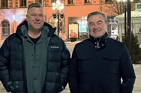 Anthony Fagerberg från Öbacka och Micael Pääjärvi från El och Larm Anläggningar.