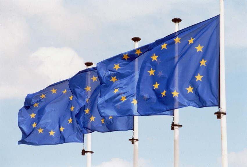 Angela Merkels regering har drivit på för att EU ska screena utomeuropeiska investeringar. Foto: EU-komissionen