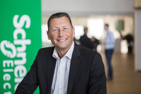 Niels Svenningsen till Zone President för Norden och Baltikum.