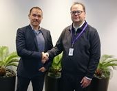 Dualtech IT:s VD Anders Johansson och Jonas Ahlgren, produktchef på Bravida Fire & Security, är mycket nöjda över det effektiva samarbetet bolagen emellan.