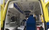 Att installera kameror i ambulanser innebär stora tekniska utmaningar. 