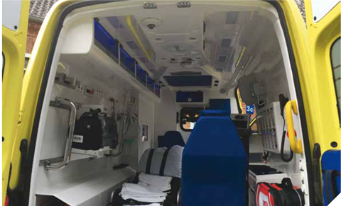 Att installera kameror i ambulanser innebär stora tekniska utmaningar.