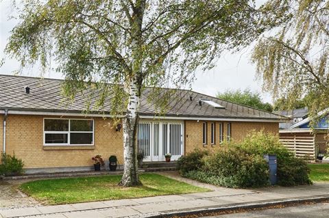 Den upplevda tryggheten är genomgående hög landet över, med Värmlands län i topp (95 procent) och Gävleborgs län i botten (83 procent).