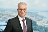 Riet Cadonau bliver CEO for den fusionerede koncern.