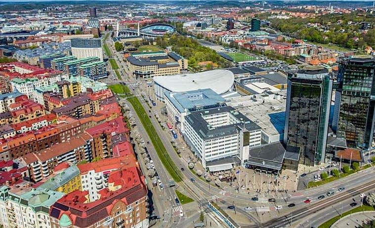 För gymnasieområde Skånegatan har ett helt nytt personsökarnätverk inrättats som sträcker sig över alla de fyra skolorna, för att varna de andra skolorna om något skulle hända och förhindra besök tills situationen är löst. Foto: Göteborg Stad