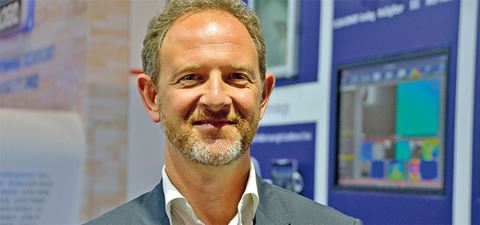Thomas Lausten, CEO for Mobotix, ser opkøbet som et vigtigt skridt i den tyske kameraproducents strategi om at styrke sine muligheder inden for kunstig intelligens og Deep Learning.