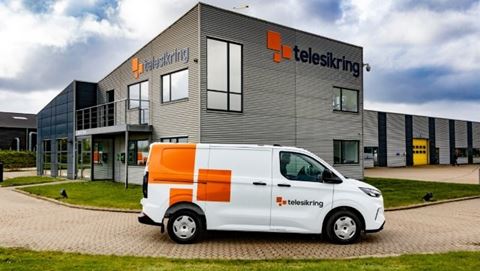 Telesikring kører i hele landet for at varetage alle Dagrofas lokationer, som bl.a. omfatter Meny, Spar, Min Købmand og Let-Køb. Telesikring kører i hele landet for at varetage alle Dagrofas lokationer, som bl.a. omfatter Meny, Spar, Min Købmand og Let-Køb.